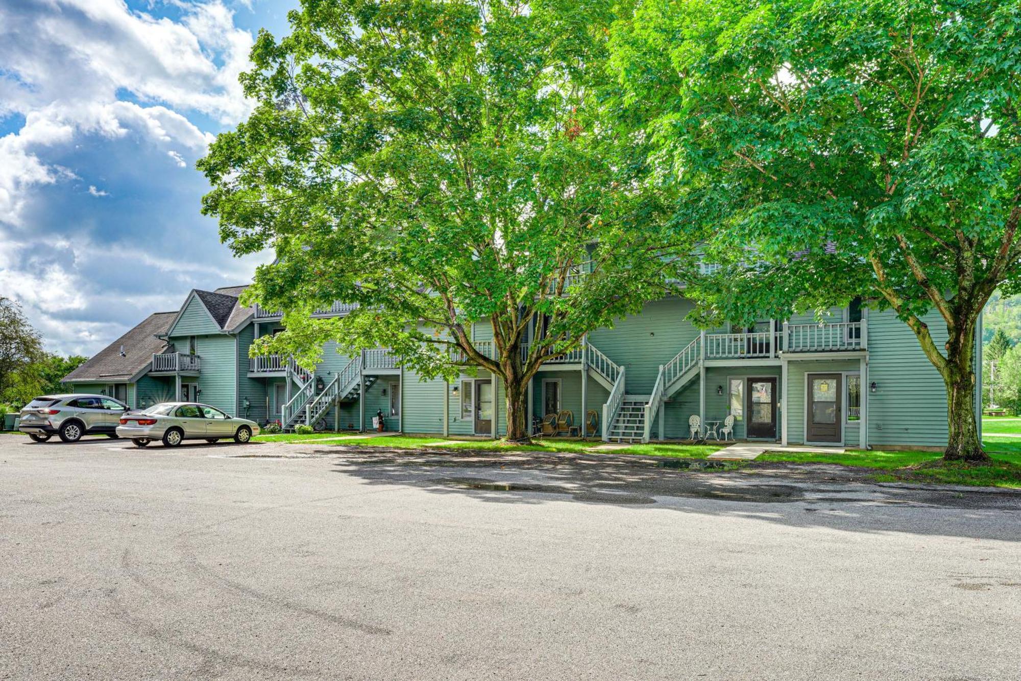 Ellicottville Townhome Near Holiday Valley Resort! エクステリア 写真